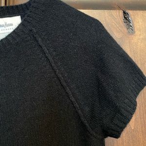 Neiman Marcus cashmere sweater with half back zip